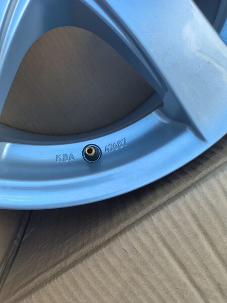 Jante aliaj 16 zoll noi marca Dezent, gama Ford / Peugeot / Volvo / Renault